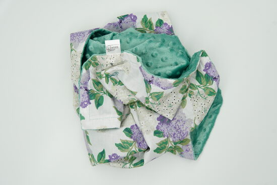 Minky fleece blanket - Lilacs