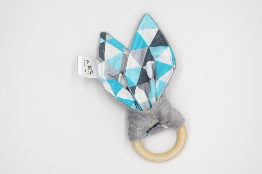 Bunny teether - Blue triangles