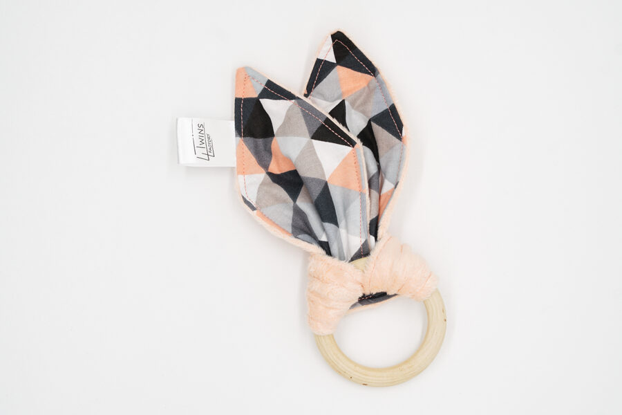 Bunny teether - Pink triangles